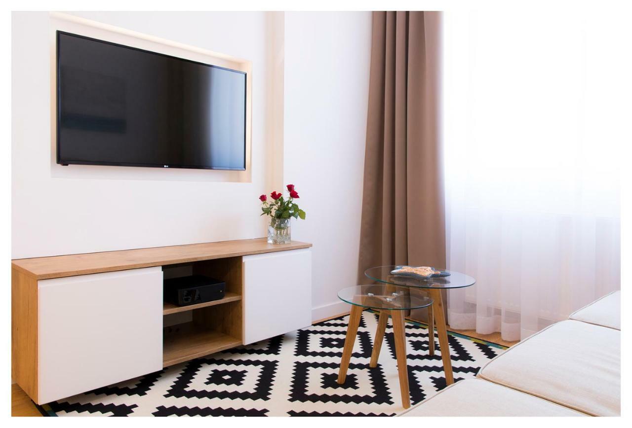 Central Apartments Rajska Gdansk Luaran gambar